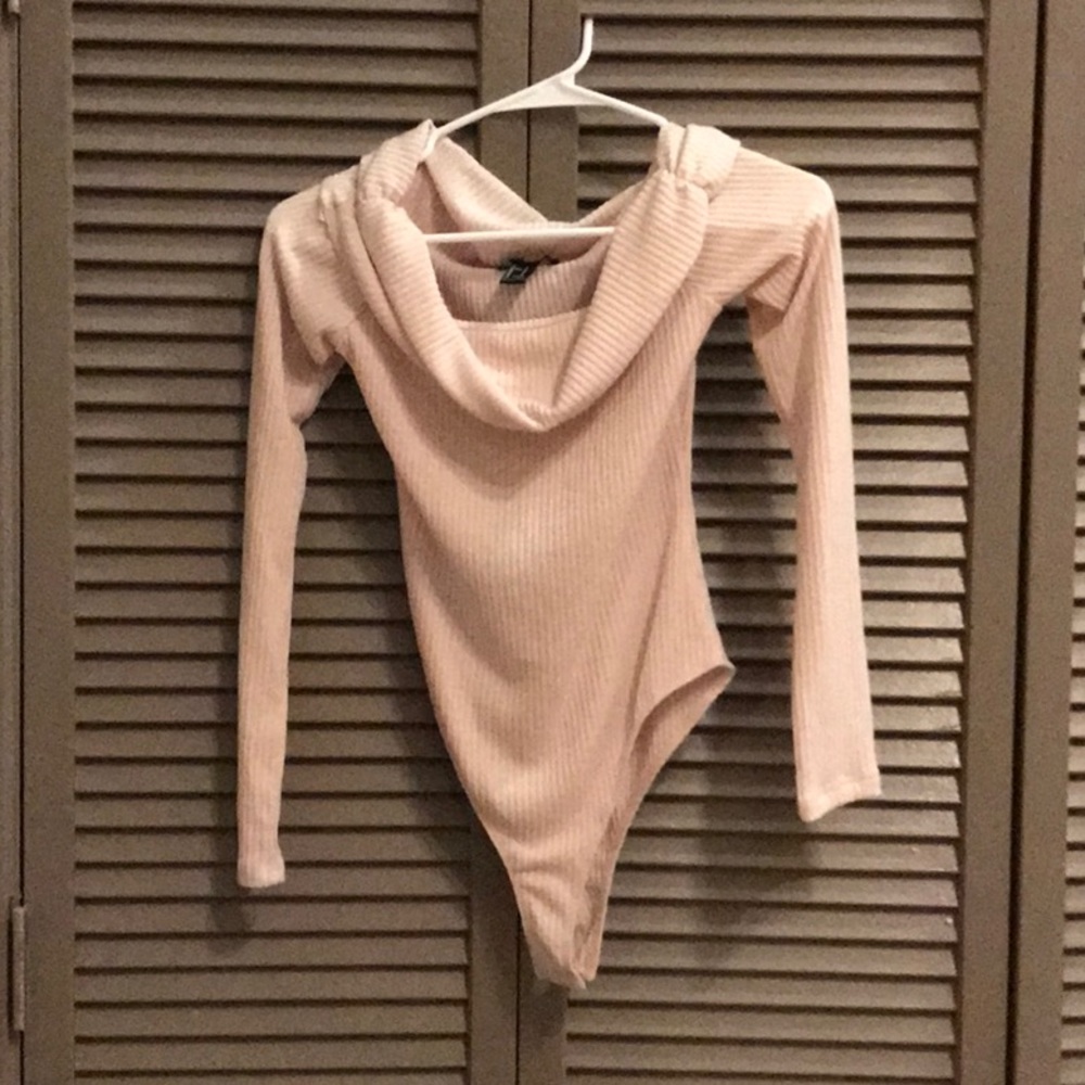 Long sleeve body suit